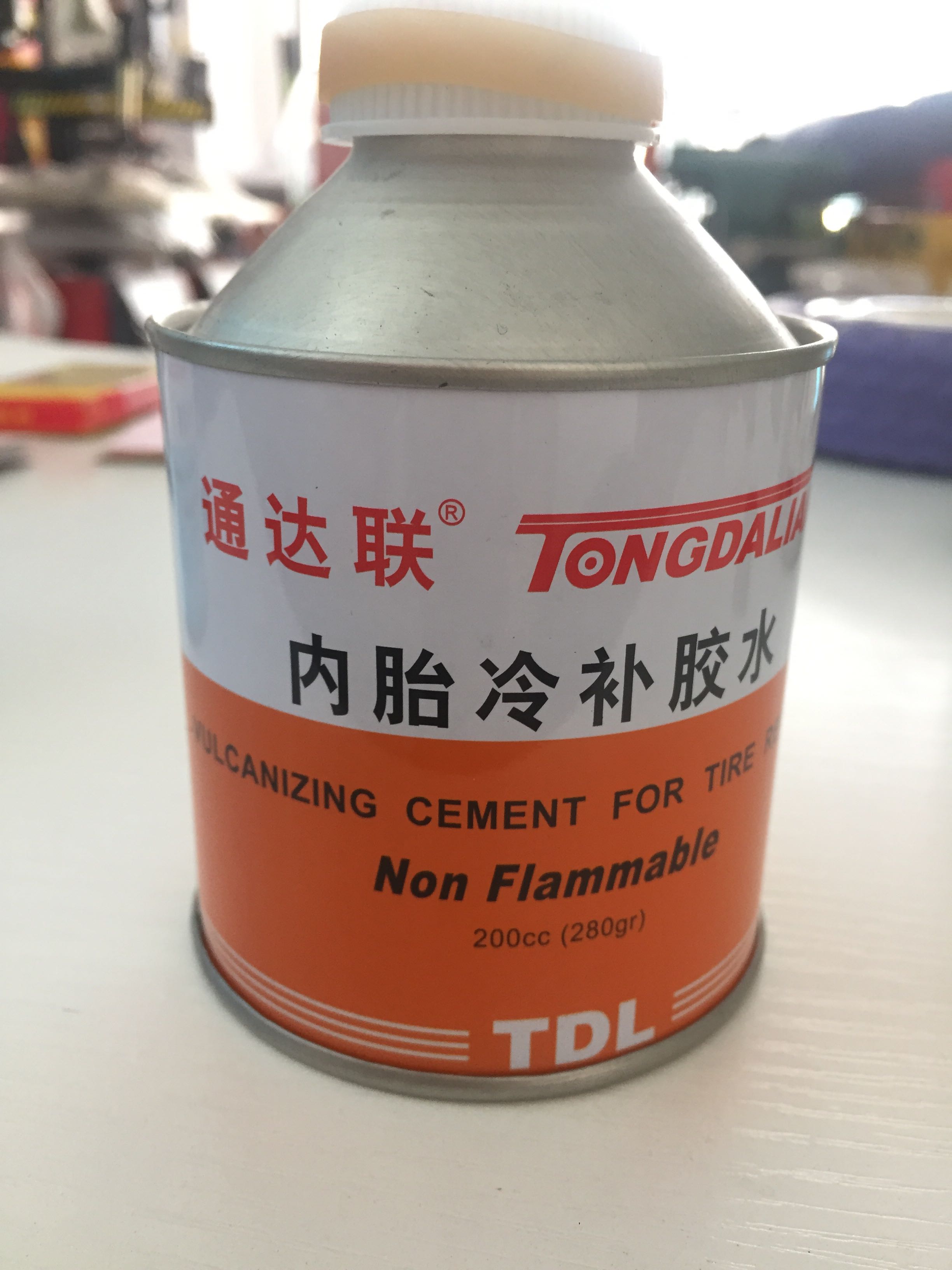 Access to co-inner tire cold rehydration glue, sealant 