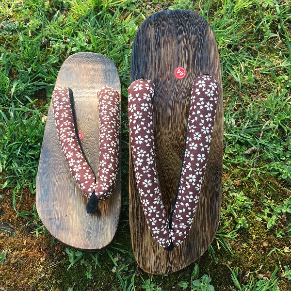 Jade Chip Trendy Men's Clogs with Acupressure Stone Massage, Couple's Men's and Women's Sandals, Flip-Flops, Japanese Wooden Flip-Flops, Free Shipping Jade Chip Trendy Men's Clogs with Acupressure Stone Massage, Couple's Men's and Women's Sandals, Flip-Flops, Japanese Wooden Flip-Flops, Free Shipping