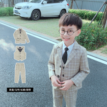 Boys autumn suit 2021 new middle and Big Boy Korean version handsome tide childrens small suit casual foreign style three-piece set
