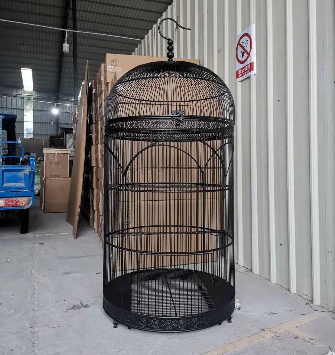 Large Eurobird Cage Iron Art Oversized Parrot Octaw Villa Bird Cage Outdoor Floor Bird Cage Garden Decoration Cage