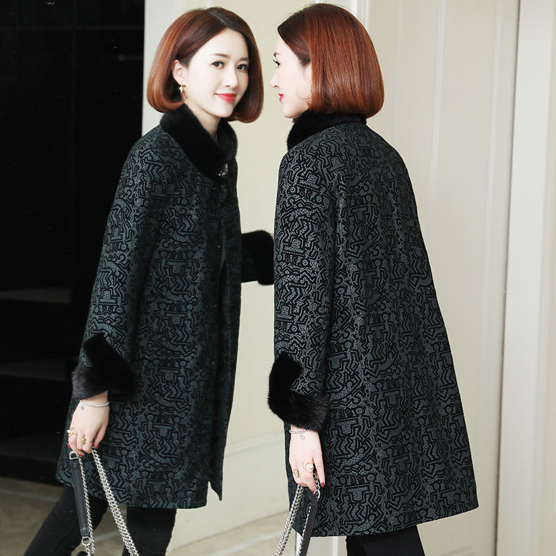 Breaking Code Special Price Promotional Leather Coat Jacket Woman Genuine Leather Down Clothing Medium Long Version Sashimi Skinny Fur Rind Hay Short