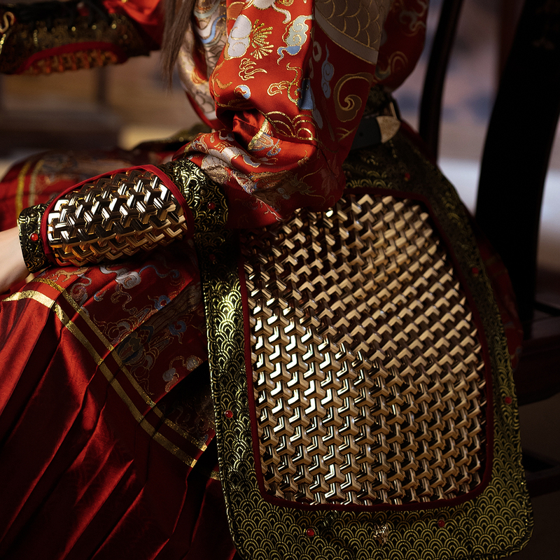 Search For: Armor, Chinese Armor, Arm Guards, Can Be Paired with Hanfu, Feiyu Suit, Round-Neck Robe