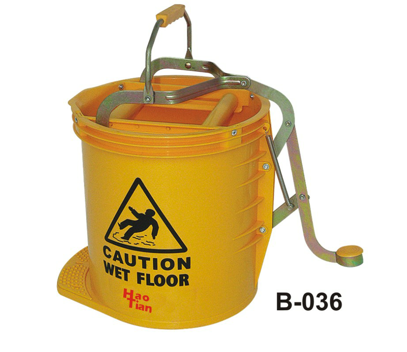 Hao Tian B - 036 foot bucket pressing bucket 25L clean drag and drag bucket clean bucket clean bucket