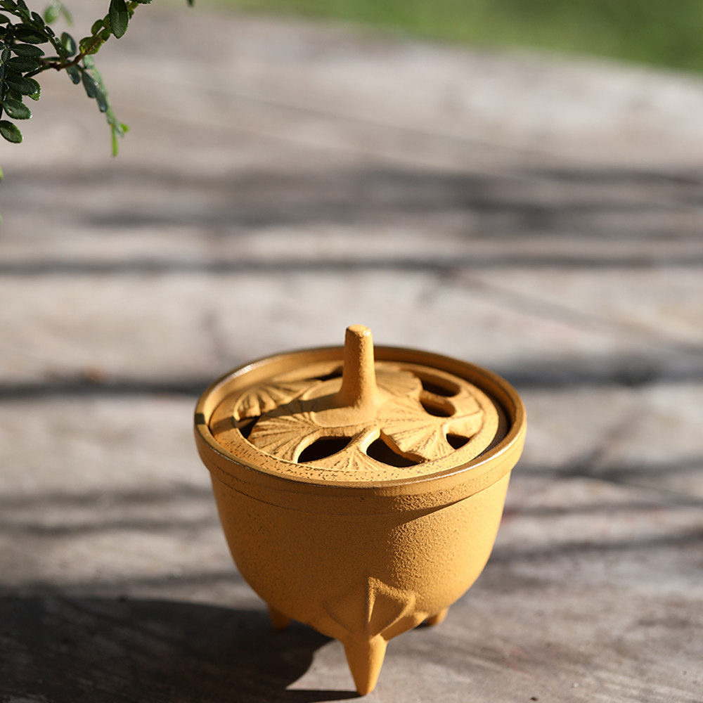 Japan Imports Southern Iron Instrumental Rock Foundry Season Pink Gold Three Foot Incense Stove Day Style Chandau Smoked Aroma Multisection Optional-Taobao