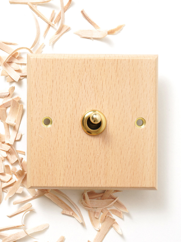 Pialt Beech Wood Color Hong Kong 13A Hong Kong Version Electrical Switch British Standard Hong Kong and Macau Electrical System Light Switch Lever Switch Socket