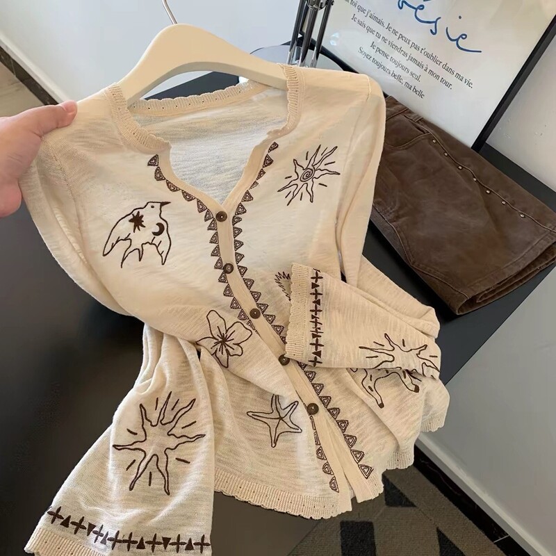 Trendy Retro Print V-Neck Bell-Sleeve Knitted Cardigan for Women, Summer Korean Style Thin Slimming Air-Conditioning Shirt Top