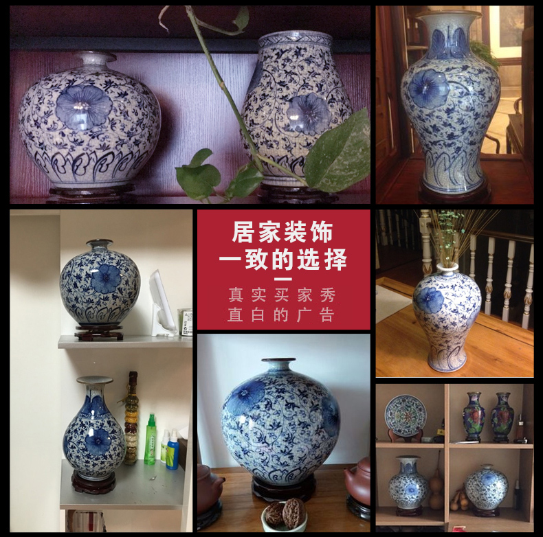 Chinese blue and white porcelain of jingdezhen ceramics up TV ark, decoration vase in the sitting room porch furnishing articles