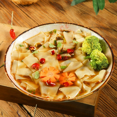 Huaweifang кислый суп -суп лист лист полная коробка 12 баррелей нереализированного завтрака быстро -шириной лапша ведро с лапшой