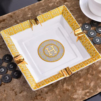 Marble-patterned cigar ashtrays, European-style ceramic light luxury ashtrays, large living room, creative club inventory disposal