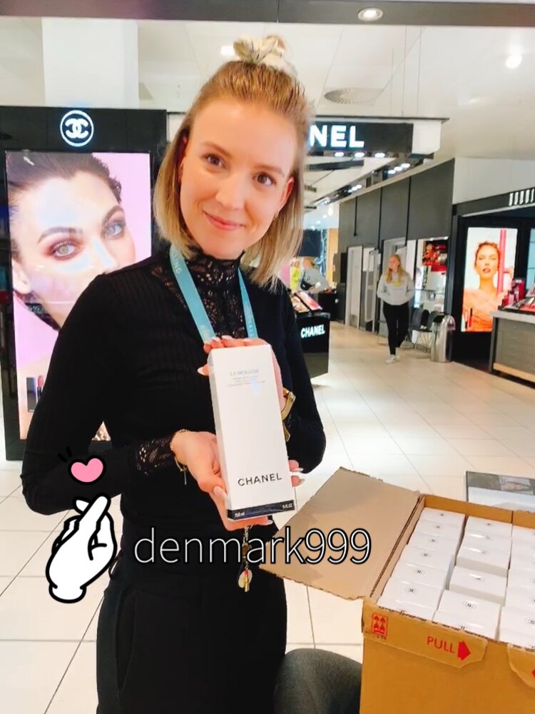 CHANEL Chanel Gentle Cleansing Foaming Facial Cleanser Camellia Facial Cleanser 150ml