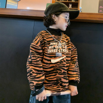 Childrens clothing boys fleece sweater 2022 autumn and winter new childrens middle-aged childrens Western style thickened zebra pattern bottoming shirt