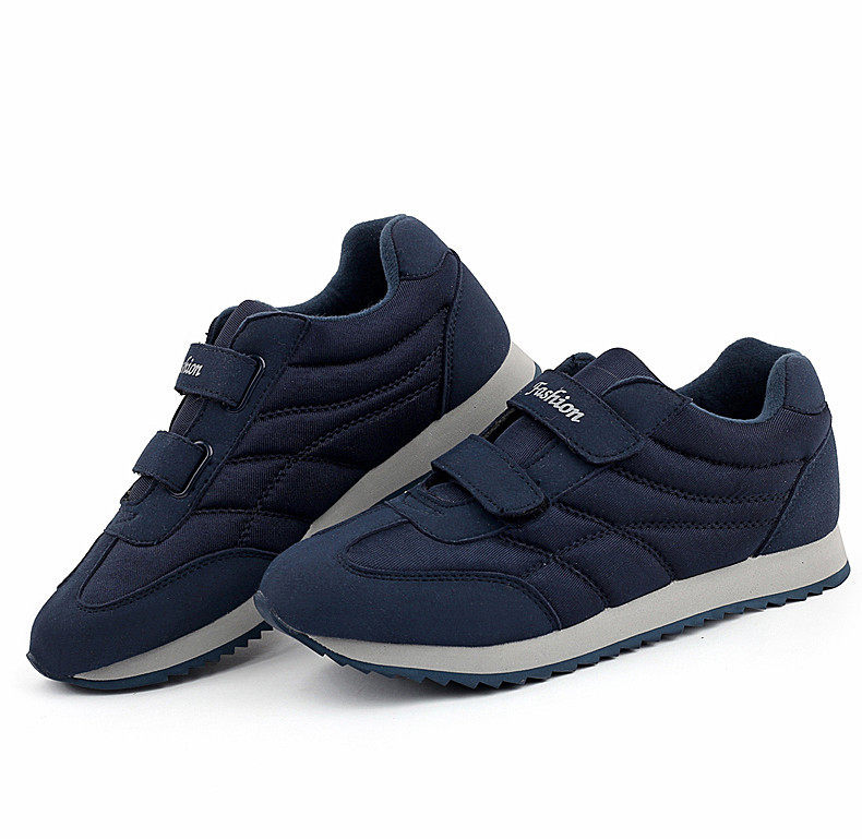 Chaussures de printemps Moyen-âge, 40-60 ans,  Europe - Ref 916614 Image 59