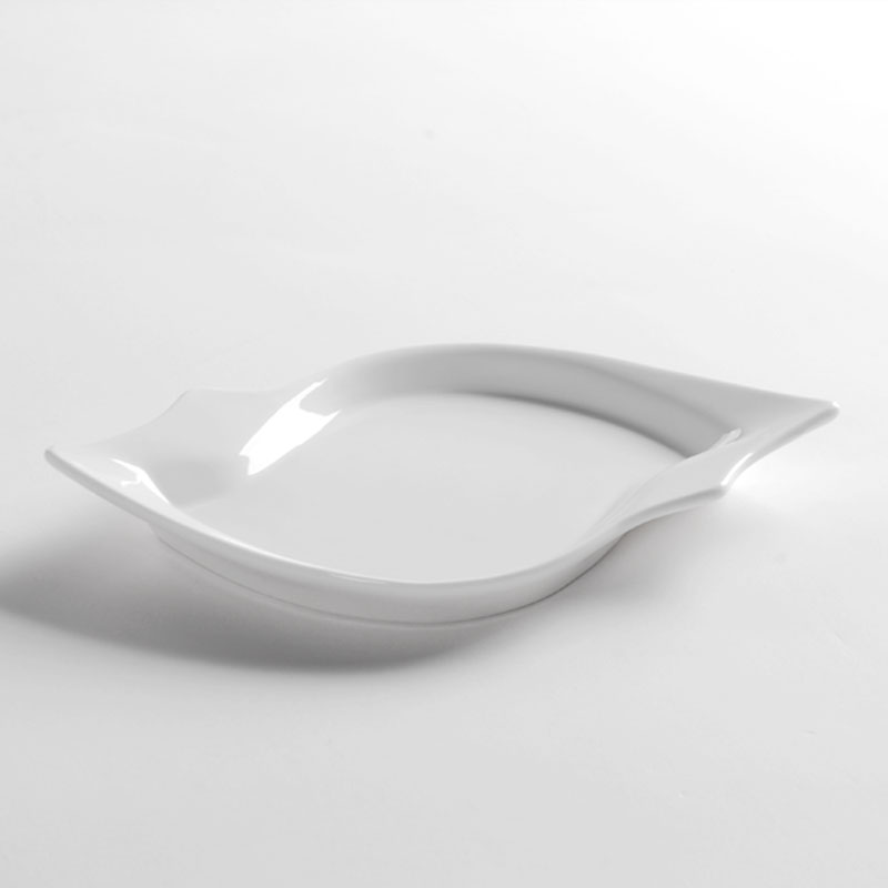 Le diffuse, s - shaped torch dish - ceramic western - style food cold dish dish dish white tire snack hotel