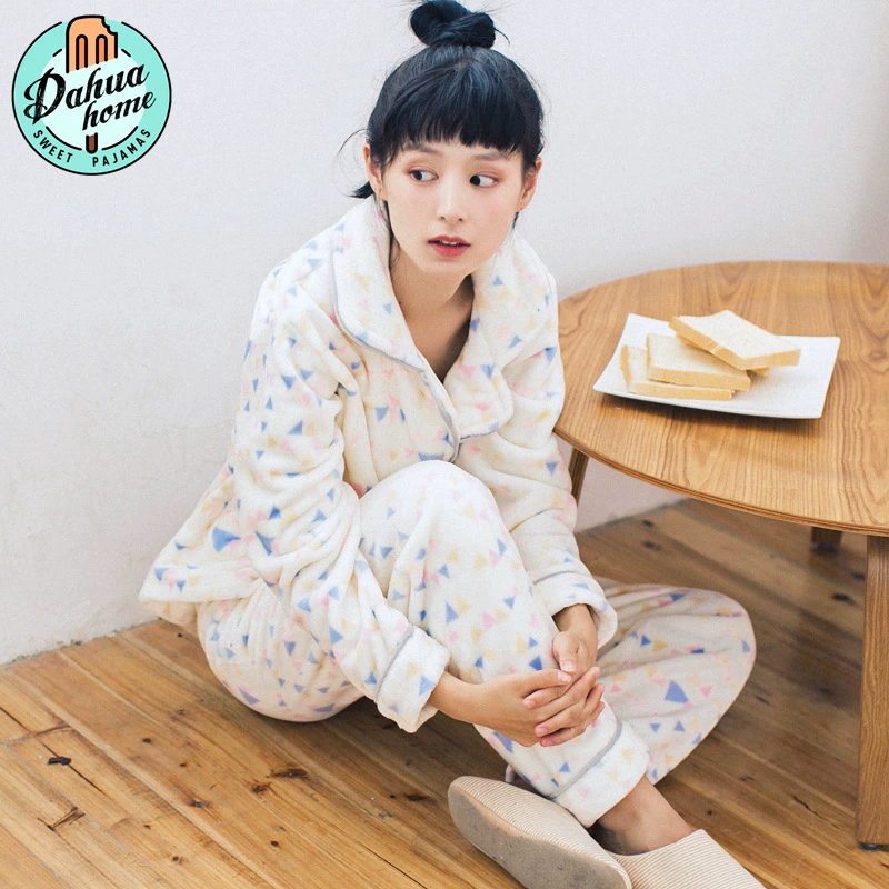 Đồ ngủ mùa đông phụ nữ dày lông cừu san hô Hàn Quốc mùa thu phụ nữ dễ thương áo len dài tay flannel nhà dịch vụ phù hợp - Bộ Pajama