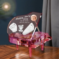 Розовое механическое пианино, музыкальная шкатулка, отпечатки рук и ног с музыкой