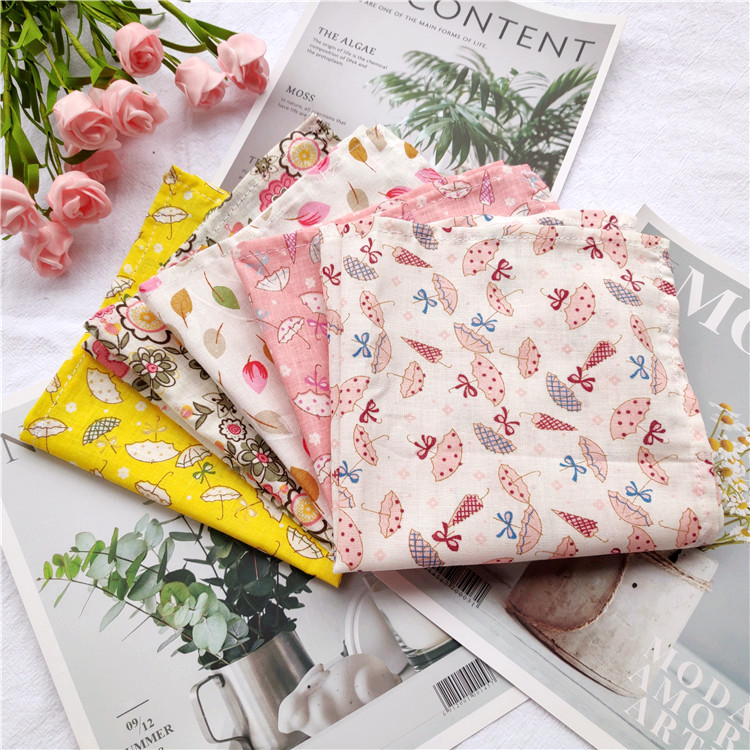 Cute cotton small handkerchief woman fresh floral small square towel wipe sweat thin section portable printing sweat-absorbing small handkerchief woman