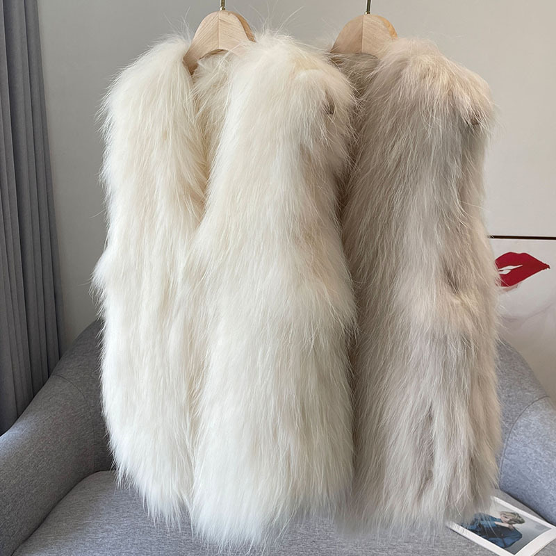 Double-Sided Woven Fur Vest for Women 2025 Winter New Style Haining Internet Celebrity Hot Fashion Raccoon Fur Real Fur Coat