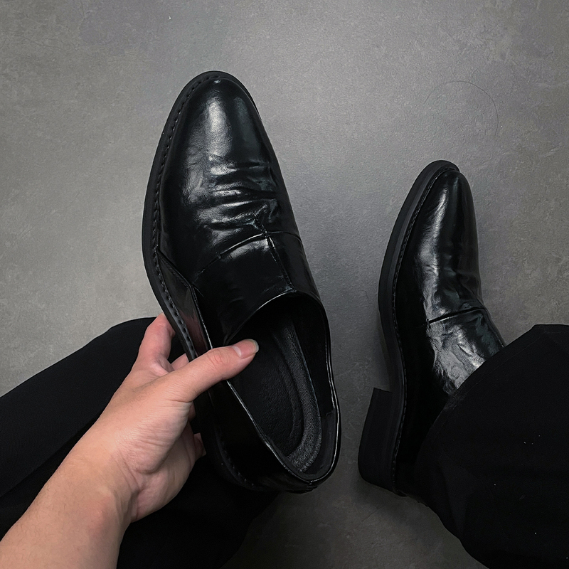 Pointed-Toe Leather Shoes for Men, Slip-On, Thin-Soled, Height-Increasing Derby Oxford Shoes, Suitable for Daily Commuting, Formal Wear, Business, Wedding, and Groom Shoes Pointed-Toe Leather Shoes for Men, Slip-On, Thin-Soled, Height-Increasing Derby Oxford Shoes, Suitable for Daily Commuting, Formal Wear, Business, Wedding, and Groom Shoes