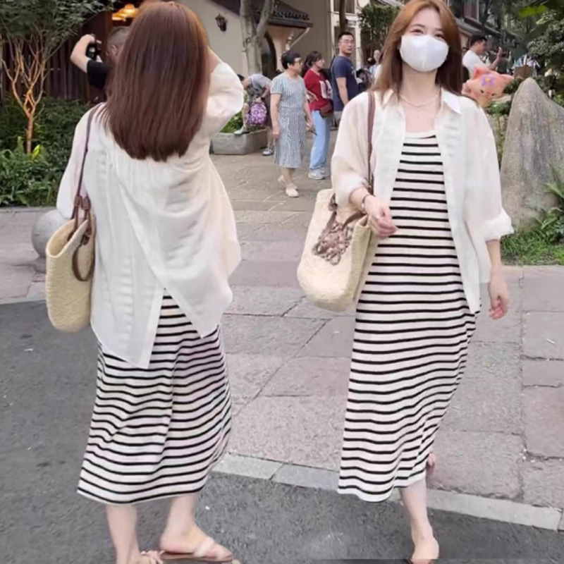 Sleeveless Striped Vest Dress Set for Women, Spring and Summer Vacation Style, Sun Protection Shirt Paired with Suspender Long Skirt, Complete Set