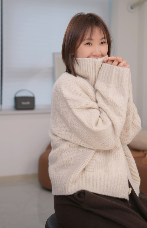 Big Belly Yarn Lazy Button-Down Cardigan Short Jacket Big Belly Yarn Lazy Button-Down Cardigan Short Jacket