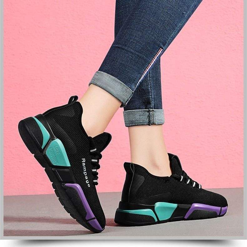 Black Color Sole Shoesgym shoes female 2020 spring new pattern ventilation Versatile black Mesh surface Travel leisure time light soft sole run shoes