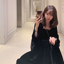2021 new small balsamic style retro famous yuanyuan small black dress temperament with long dress gold velvet dress