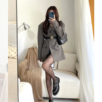 Grey Suit Jacket Woman Spring New Port Wind Retro Design Sensation Small Crowd Superior Temperament Easy West Suit Blouse