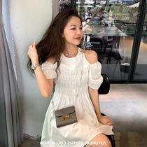 2022 new French style high-end temperament self-cultivation retro skirt waist slimming strapless puff sleeve dress female summer