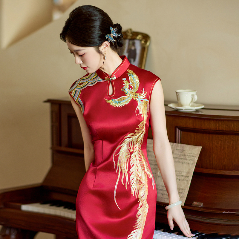 Red New Chinese-Style Cheongsam Toast Dress 2026 New High-End Elegant Engagement Dress Bride's Homecoming Wedding Dress for Young People Red New Chinese-Style Cheongsam Toast Dress 2026 New High-End Elegant Engagement Dress Bride's Homecoming Wedding Dress for Young People