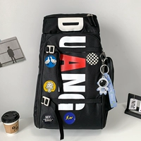 Черная космическая подвеска, значок