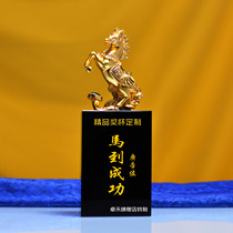 Crystal Trophy Chamber of Commerce Medals Astudents Association Celebration Souvenirs Gifts Commendation Gifts Customized Friendship Association