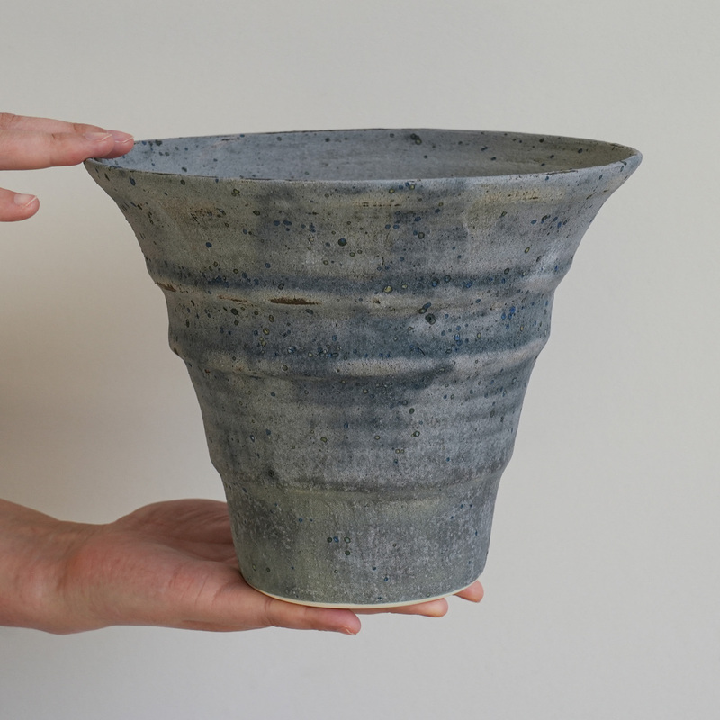 Gray Flower Pot Jingdezhen Handmade Vintage Wabi-Sabi Style High-End Breathable Coarse Pottery Large Diameter for Phalaenopsis Orchids Gray Flower Pot Jingdezhen Handmade Vintage Wabi-Sabi Style High-End Breathable Coarse Pottery Large Diameter for Phalaenopsis Orchids