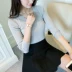 Mùa xuân 2018 mới của phụ nữ cổ chữ V co giãn đan áo thun mỏng thon dài tay áo len thủy triều
