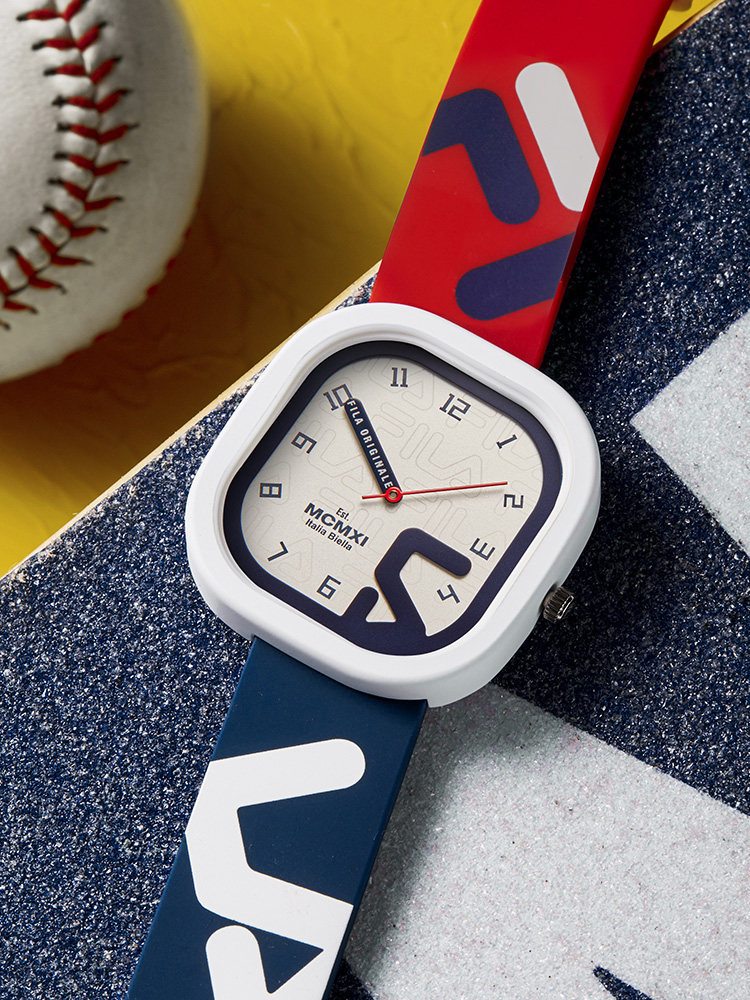 Fila Watch Silicone Strap for Men and Women, Simple Sports Waterproof Watch for Couples, Middle School, High School, and College Students 6098