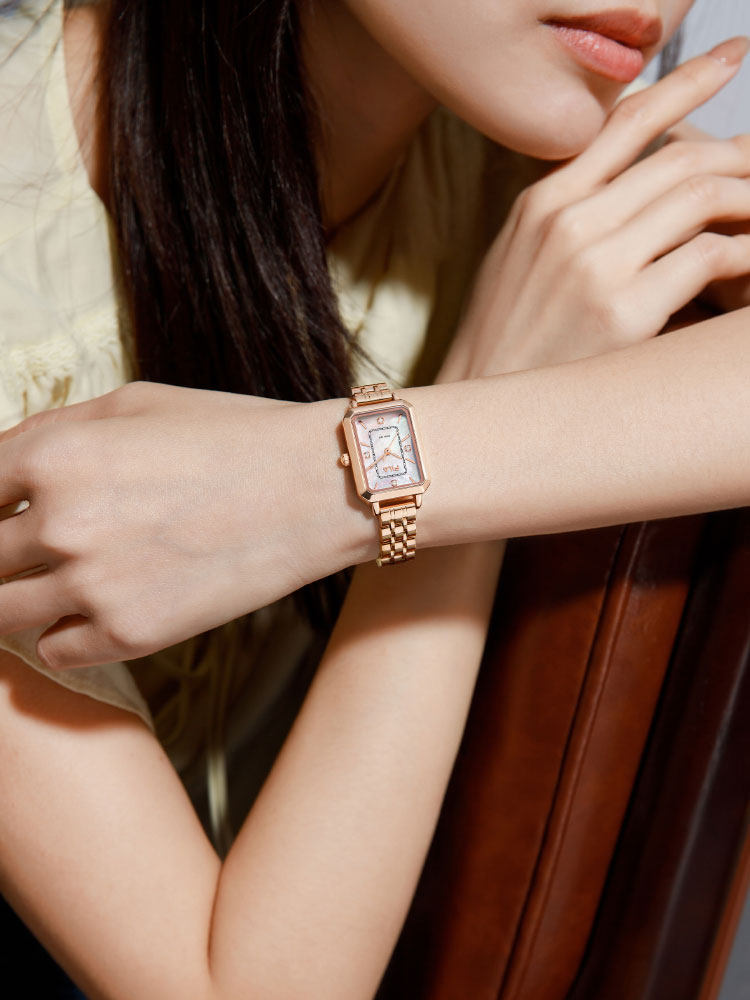 Fila Niche Luxury Women's Watch Classic Retro Small Square Watch Exquisite Steel Band Quartz Watch for Women 6651