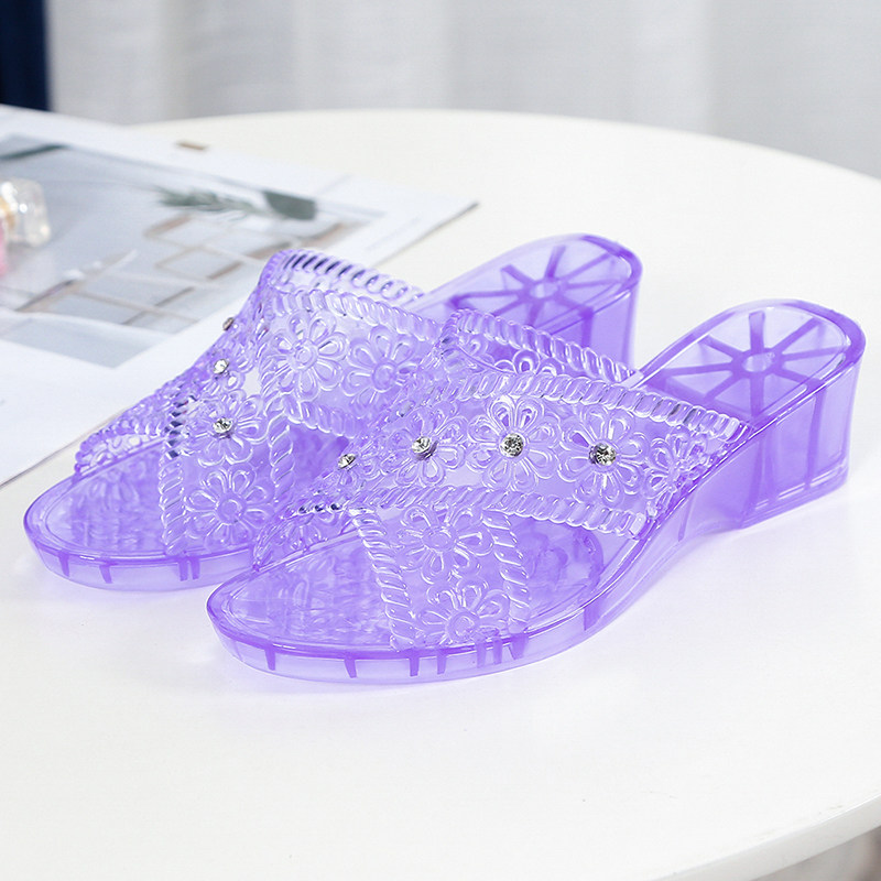 Fashion Crystal Cool Slippers Shoes Female Summer Net Infrared Wearing-lined Coarse Heels with Mom Seaside Anti-slip slippers Slope heel jelly