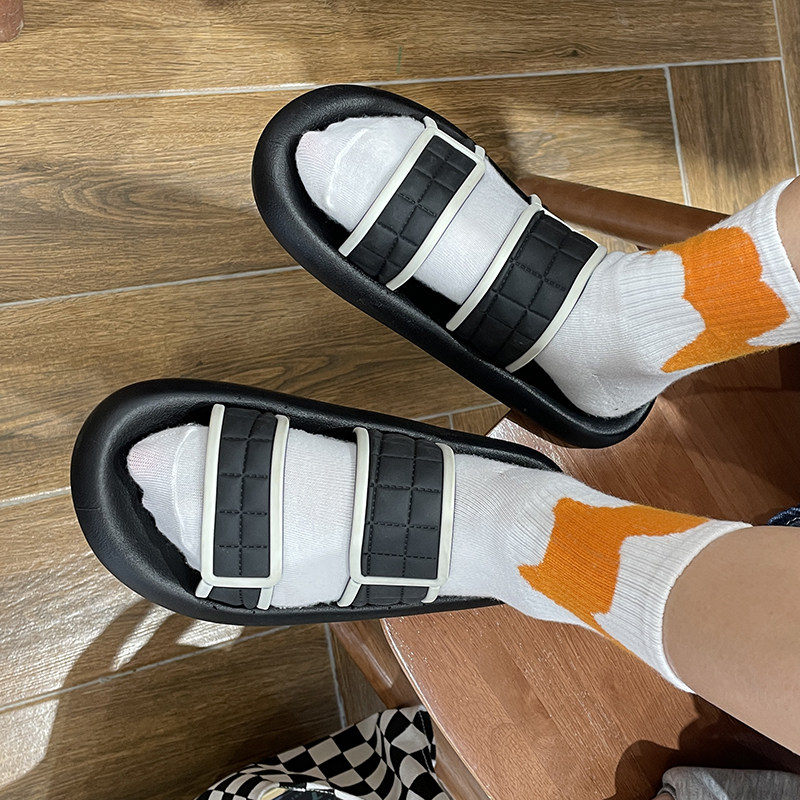 Thick bottom fashion exterior wearing cool slippers female summer student Han prints Tide Lined with anti-slip 100 lap flat-bottomed bath