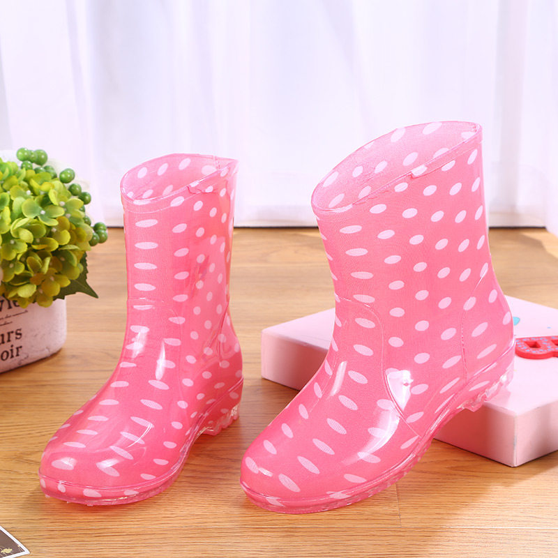 Fashion Rain Shoes Women Adults Rubber Shoes Short Cylinders Non-slip Kitchen Work Waterproof Shoes Rain Boots Water Boots Shoes Cover Shoes Summer Outwear