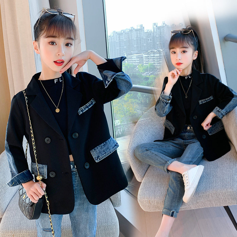 Girls' coat 2022 Western style Korean version suit spring and autumn clothes in the big children's small suits black stitching denim children's tide