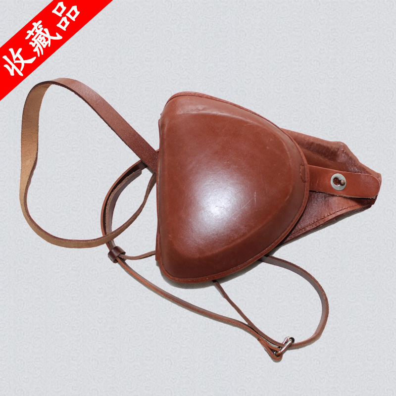 Film and TV Performance Props King Eight Boxes of Gun Sets Veterans Collection Cow Leather Japan Officer Performance With Inclined Cross Gun Sleeve