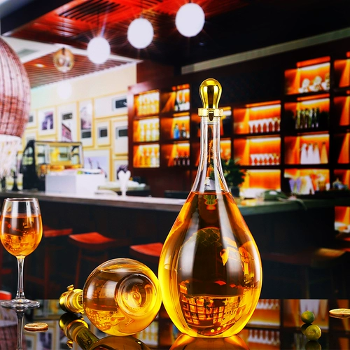 Бутылка, карманная фляжка для виски, диспенсер для вина