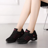 Черный и красный