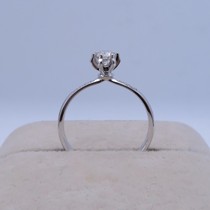 35 points natural diamond female ring main diamond 31 points IJ color VVS clarity eight arrows eight heart support re inspection inspection