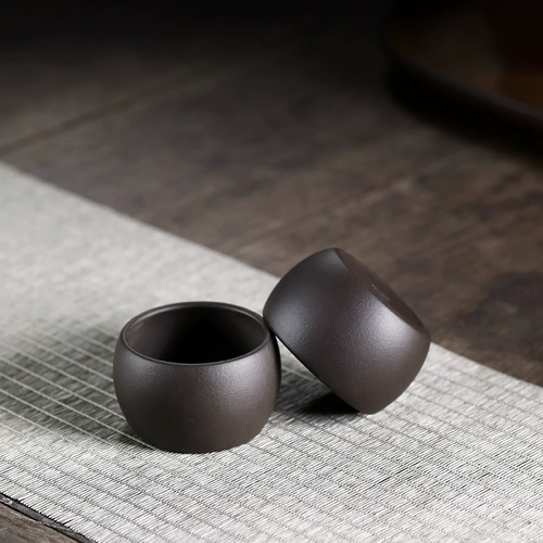 [Чанг Тао] Yixing Полная ручная работа Zisha Cup Cup Cup Original Mine Black Mud Drum Cup 70 куб.