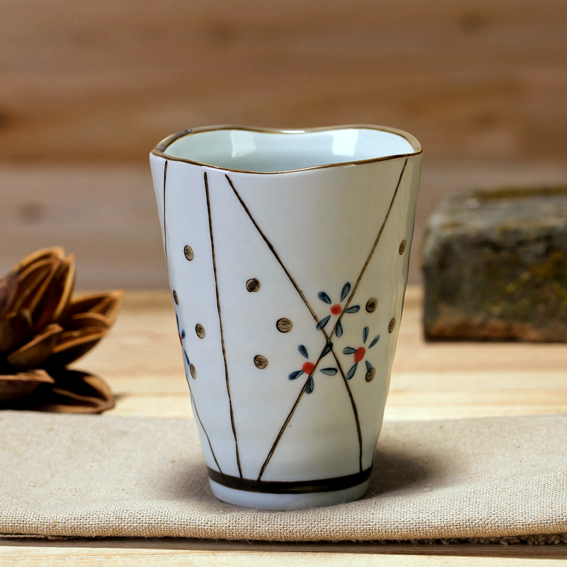 Creative hand - made glass ceramic cup under the glaze made pottery ceramic cup birthday gift with a cup of milk