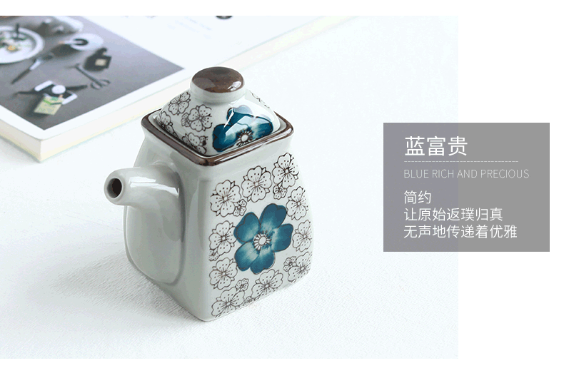 Japanese hand - made under glaze color oil pot seasoning bottle of vinegar pot of chili soy sauce hemp liquid ceramic pot