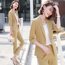 2021 spring and summer new foreign atmosphere thin Imperial sister light mature style temperament two-piece fashion professional small suit suit suit women