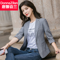 Striped small suit jacket woman slim fit 2022 spring summer early autumn seater short and small sub 70% sleeve casual Western suit