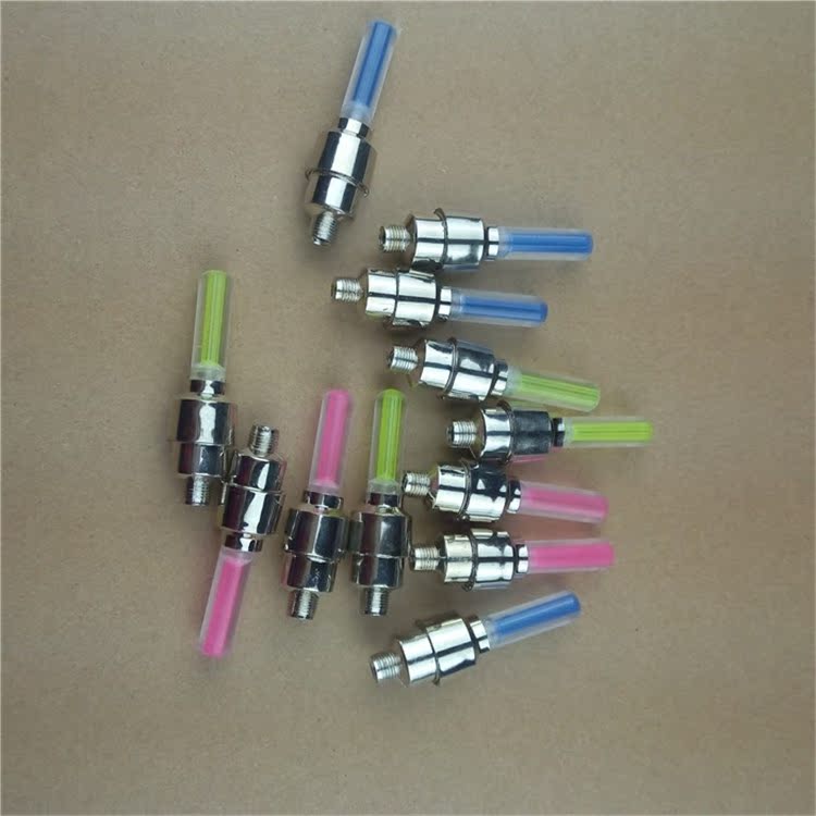 Eclairage pour vélo - feux de Valve - Ref 2398897 Image 6