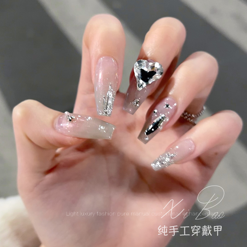 Wearing a high-end sense of handmade custom ice-penetrating fake nails finished 2022 new wearable nails manicure patches